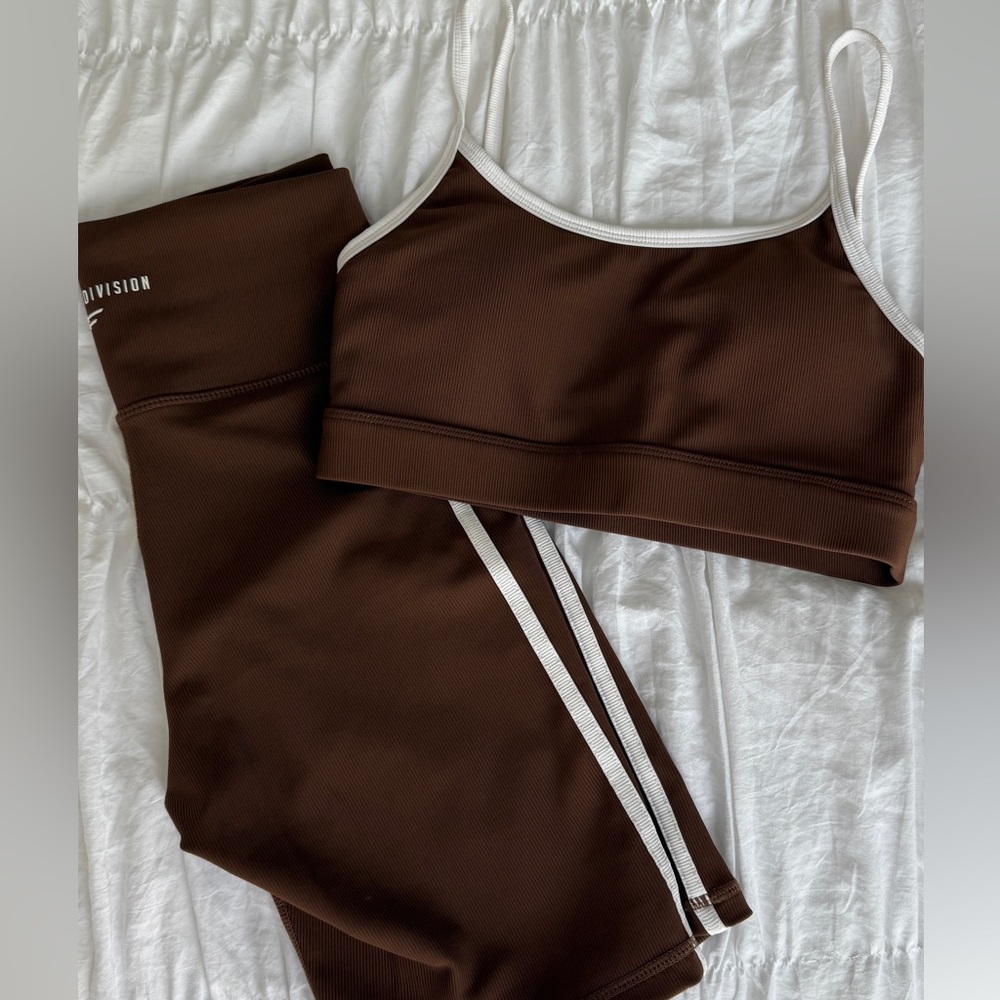 IRST DIVISION Brown Activewear Set